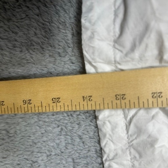 North Face HyVent Jacket Womens Small White Hooded Waterproof Windbreaker SPOTS - Picture 15 of 16